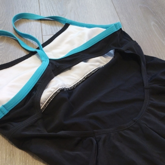 Nike Black and Teal Swimsuit - Picture 7 of 10